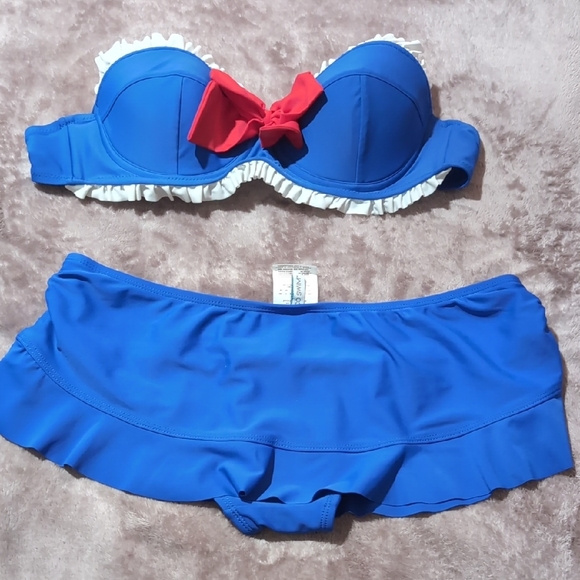 Blue Bikini Set with Red Bow - Picture 3 of 7